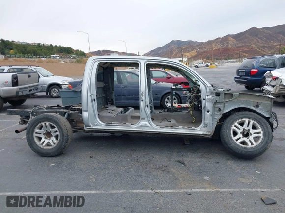 2007 Toyota Tacoma with VIN 3TMLU42N67M010248, listed as a IAAI auction lot 40982477 with Not provided miles and . Bid and sale history available at DreamBid. Image 13.