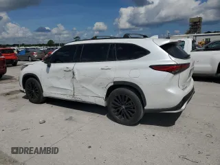2023 Toyota Highlander L with VIN 5TDKDRAH0PS021783, listed as a Copart auction lot 58024745 with 61,752 mi miles and Salvage title. Bid and sale history available at DreamBid. Image 2.