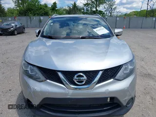 2017 Nissan Rogue SL with VIN JN1BJ1CR4HW119221, listed as a IAAI auction lot 42225236 with 172,171 mi miles and . Bid and sale history available at DreamBid. Image 12.