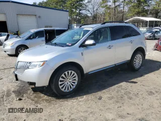 2013 Lincoln MKX with VIN 2LMDJ6JK5DBL17763, listed as a Copart auction lot 45887545 with 124,363 mi miles and Salvage Title. Bid and sale history available at carsss.com. Image 1.