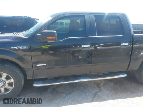 2014 Ford F-150 XL with VIN 1FTFW1CT1EKE18891, listed as a IAAI auction lot 41736313 with 231,239 mi miles. Bid and sale history available at carsss.com. Image 14.