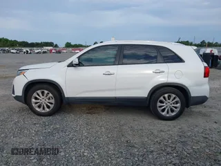 2015 Kia Sorento EX with VIN 5XYKU4A71FG636946, listed as a IAAI auction lot 42366976 with 195,100 mi miles and . Bid and sale history available at DreamBid. Image 14.