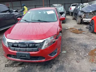 2010 Ford Fusion SEL with VIN 3FAHP0JA0AR118420, listed as a IAAI auction lot 41923325 with 184,891 mi miles. Bid and sale history available at carsss.com. Image 12.