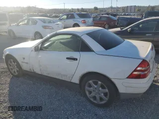 1998 Mercedes-Benz SLK-Class with VIN WDBKK47F1WF015342, listed as a Copart auction lot 77369564 with 192,528 mi miles and Clean Title. Bid and sale history available at carsss.com. Image 2.