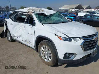 2019 Chevrolet Traverse LT Cloth z VIN 1GNEVGKW0KJ146064, wystawiony jako IAAI lot #42466082 z przebiegiem 54 393 mil mil oraz . Historia ofert i sprzedaży dostępna na DreamBid. Obrazek 1.