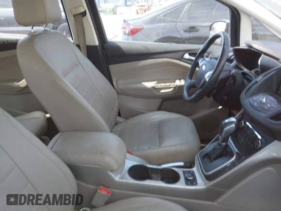 2013 Ford C-Max SEL with VIN 1FADP5BU0DL545491, listed as a IAAI auction lot 42091433 with 133,907 mi miles. Bid and sale history available at carsss.com. Image 5.
