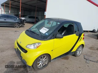 2008 Smart fortwo Pure with VIN WMEEJ31X38K201375, listed as a IAAI auction lot 41815885 with 122,100 mi miles and . Bid and sale history available at DreamBid. Image 17.
