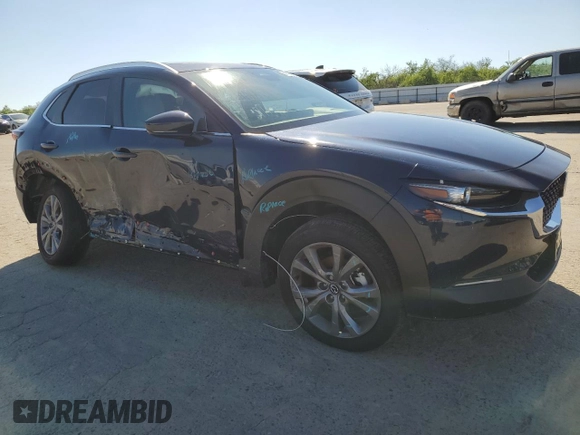 2025 Mazda CX-30 S Preferred with VIN 3MVDMBCM3SM762186, listed as a Copart auction lot 47037245 with 1,969 mi miles and Salvage Title. Bid and sale history available at DreamBid. Image 4.