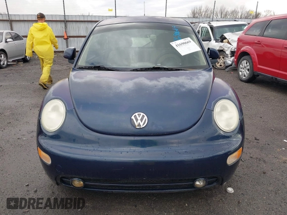 1999 Volkswagen Beetle GLS with VIN 3VWCA21C9XM417149, listed as a IAAI auction lot 41690669 with 147,897 mi miles and . Bid and sale history available at DreamBid. Image 12.