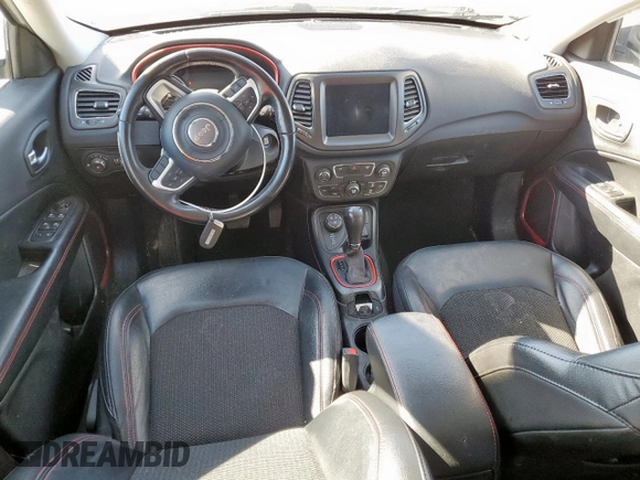 2020 Jeep Compass Trailhawk with VIN 3C4NJDDB7LT118561, listed as a Copart auction lot 46740025 with 61,286 mi miles and Salvage Title. Bid and sale history available at carsss.com. Image 8.