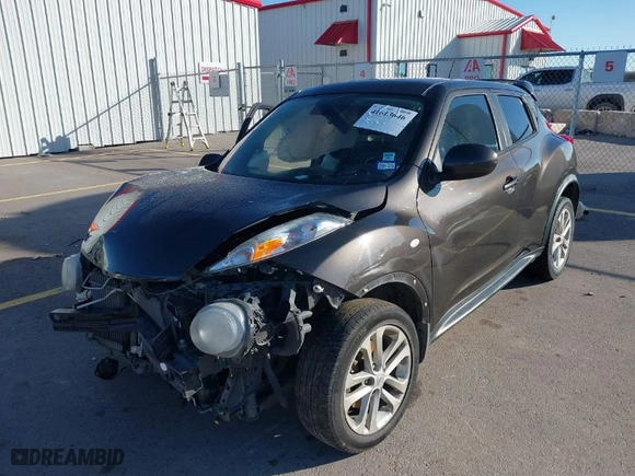 2013 Nissan Juke S with VIN JN8AF5MR9DT208279, listed as a IAAI auction lot 41613646 with 88,235 mi miles. Bid and sale history available at carsss.com. Image 2.