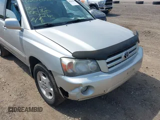 2006 Toyota Highlander w/3rd Row z VIN JTEEP21A360183905, wystawiony jako IAAI lot #42239385 z przebiegiem 282 475 mil mil oraz . Historia ofert i sprzedaży dostępna na DreamBid. Obrazek 6.