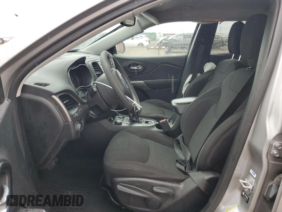 2021 Jeep Cherokee Latitude with VIN 1C4PJMCB2MD193315, listed as a Copart auction lot 54089145 with 60,979 mi miles and Salvage title. Bid and sale history available at DreamBid. Image 7.