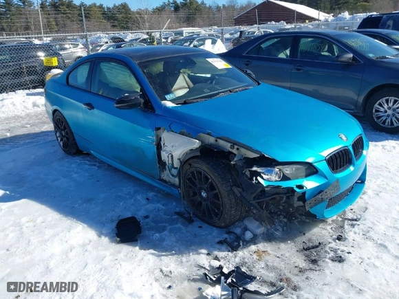 2009 BMW 3 Series 335i xDrive with VIN WBAWC73549E068560, listed as a IAAI auction lot 41553786 with NaN miles. Bid and sale history available at carsss.com. Image 1.