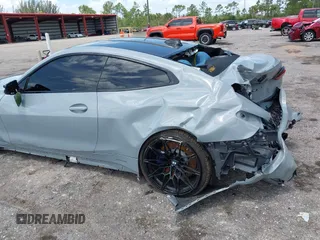 2022 BMW M4 Competition xDrive z VIN WBS43AZ04NCK16515, wystawiony jako IAAI lot #42505726 z przebiegiem Nie podano mil oraz . Historia ofert i sprzedaży dostępna na DreamBid. Obrazek 21.