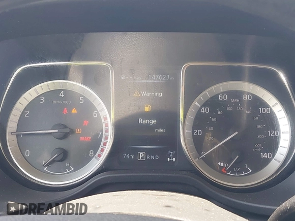 2017 Nissan Titan SV z VIN 1N6AA1EJ6HN544166, wystawiony jako IAAI lot #42160470 z przebiegiem 147 623 mil mil oraz . Historia ofert i sprzedaży dostępna na DreamBid. Obrazek 7.