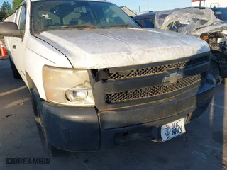 2007 Chevrolet Silverado 1500 LT w/1LT with VIN 1GCEC19J07E552769, listed as a IAAI auction lot 41997956 with 1 mi miles. Bid and sale history available at carsss.com. Image 6.