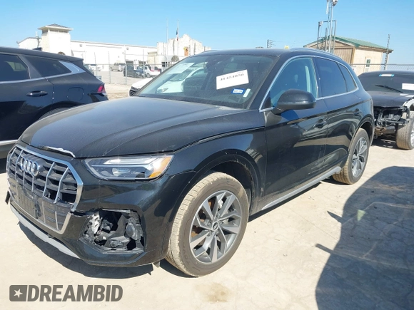 2021 Audi Q5 Premium with VIN WA1AAAFY8M2126213, listed as a IAAI auction lot 41454050 with 38,057 mi miles. Bid and sale history available at carsss.com. Image 17.