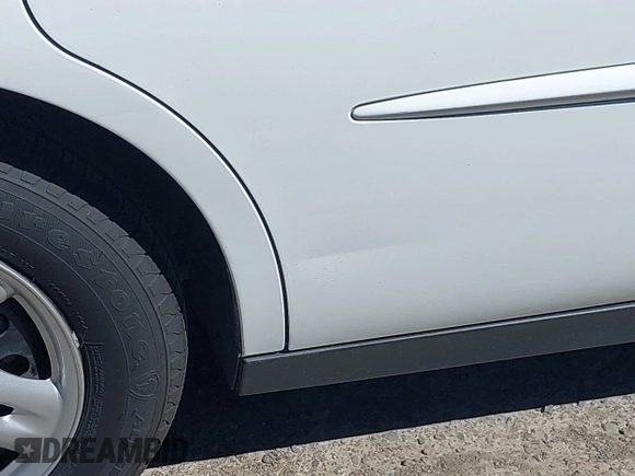 2007 Buick LaCrosse CX with VIN 2G4WC552371162546, listed as a IAAI auction lot 42196407 with 107,032 mi miles and . Bid and sale history available at DreamBid. Image 6.