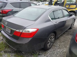 2015 Honda Accord Sedan LX with VIN 1HGCR2F3XFA152193, listed as a IAAI auction lot 41909957 with 124,810 mi miles. Bid and sale history available at carsss.com. Image 4.