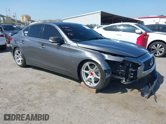 2014 Infiniti Q50 Premium with VIN JN1BV7AP5EM672766, listed as a IAAI auction lot 42107952 with 66,929 mi miles. Bid and sale history available at carsss.com. Image 1.