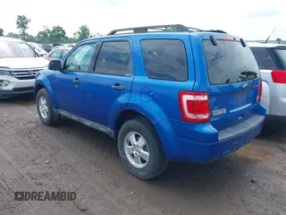 2012 Ford Escape XLT z VIN 1FMCU0DG4CKC85718, wystawiony jako IAAI lot #42711096 z przebiegiem 153 262 mil mil oraz . Historia ofert i sprzedaży dostępna na DreamBid. Obrazek 3.