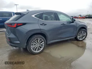 2025 Lexus NX 350 Premium z VIN 2T2GGCEZ7SC077889, wystawiony jako Copart lot #58915805 z przebiegiem 4 501 mil mil oraz Szkoda całkowita • Salvage title. Historia ofert i sprzedaży dostępna na DreamBid. Obrazek 3.