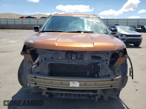 2017 Ford Explorer XLT с VIN 1FM5K8D82HGC32273, выставлен на аукционе Copart как лот 58720445 с пробегом 151 823 миль миль и Списание • Salvage title. История ставок и продаж доступна на DreamBid. Изображение 5.