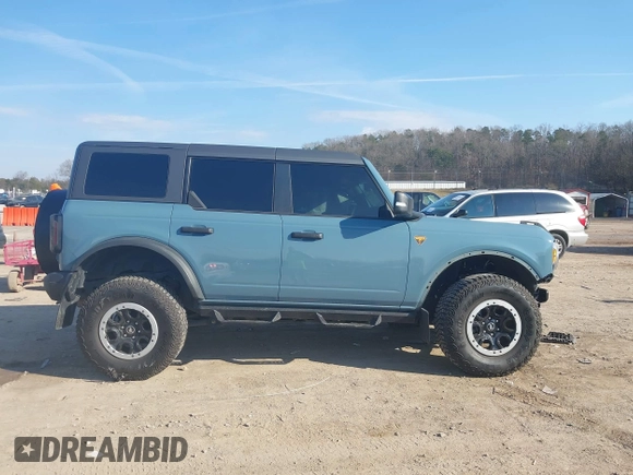 2023 Ford Bronco с VIN 1FMEE5DH3PLB53030, выставлен на аукционе IAAI как лот 41485605 с пробегом 38 808 миль миль и . История ставок и продаж доступна на DreamBid. Изображение 13.