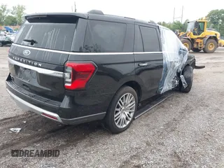 2023 Ford Expedition Limited z VIN 1FMJU2A89PEA39445, wystawiony jako IAAI lot #42456146 z przebiegiem Nie podano mil oraz . Historia ofert i sprzedaży dostępna na DreamBid. Obrazek 4.