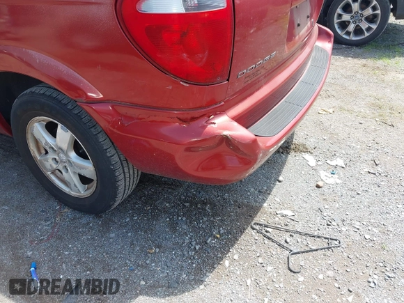 2006 Dodge Caravan SXT with VIN 1D4GP45R86B592241, listed as a IAAI auction lot 42257205 with 107,232 mi miles and . Bid and sale history available at DreamBid. Image 6.