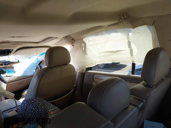 2005 Mercury Mountaineer с VIN 4M2DU86E45UJ11216, выставлен на аукционе IAAI как лот 41824254 с пробегом Не указан миль и . История ставок и продаж доступна на DreamBid. Изображение 8.
