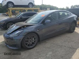 2023 Tesla Model 3 с VIN 5YJ3E1EAXPF656692, выставлен на аукционе Copart как лот 60655745 с пробегом 19 987 миль миль и Списание • Salvage title. История ставок и продаж доступна на DreamBid. Изображение 1.