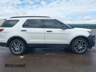 2016 Ford Explorer Sport with VIN 1FM5K8GT2GGB53815, listed as a IAAI auction lot 42172907 with 123,853 mi miles and . Bid and sale history available at carsss.com. Image 13.
