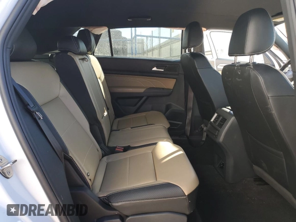 2022 Volkswagen Atlas SE с VIN 1V2LC2CA0NC215127, выставлен на аукционе Copart как лот 42610515 с пробегом 28 441 миль миль и Списание • Salvage title. История ставок и продаж доступна на DreamBid. Изображение 11.