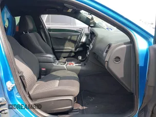 2019 Dodge Charger SXT with VIN 2C3CDXBG8KH510622, listed as a IAAI auction lot 41797611 with 113,024 mi miles. Bid and sale history available at carsss.com. Image 5.