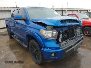 2018 Toyota Tundra SR5 z VIN 5TFDW5F16JX752629, wystawiony jako IAAI lot #41546196 z przebiegiem 105 247 mil mil oraz . Historia ofert i sprzedaży dostępna na DreamBid. Obrazek 1.