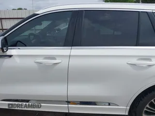 2022 Lincoln Aviator Black Label z VIN 5LM5J9XC9NGL11344, wystawiony jako IAAI lot #42131541 z przebiegiem 36 795 mil mil oraz . Historia ofert i sprzedaży dostępna na DreamBid. Obrazek 15.
