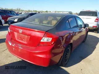2012 Honda Civic LX z VIN 2HGFB2F59CH610547, wystawiony jako IAAI lot #41842440 z przebiegiem 125 097 mil mil oraz . Historia ofert i sprzedaży dostępna na DreamBid. Obrazek 4.