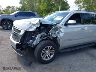 2018 Chevrolet Suburban LT with VIN 1GNSCHKC7JR162024, listed as a IAAI auction lot 41924750 with 112,640 mi miles. Bid and sale history available at carsss.com. Image 6.