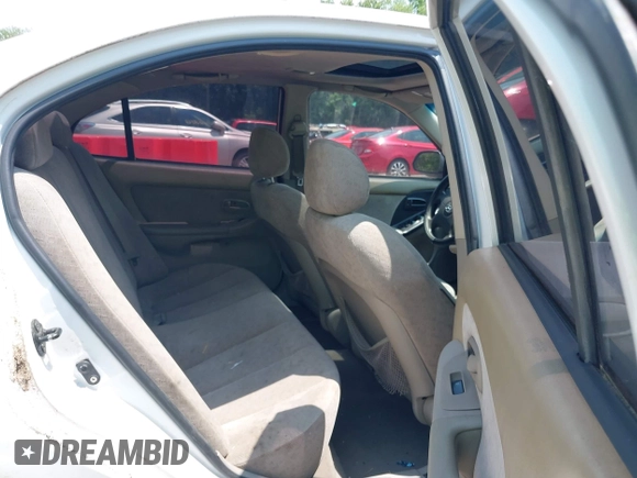 2006 Hyundai Elantra GLS z VIN KMHDN46D46U247104, wystawiony jako IAAI lot #42407301 z przebiegiem 173 772 mil mil oraz . Historia ofert i sprzedaży dostępna na DreamBid. Obrazek 8.