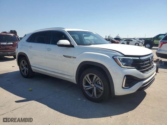 2024 Volkswagen Atlas Cross Sport 2.0T SEL R-Line with VIN 1V2AE2CA6RC224664, listed as a Copart auction lot 73920934 with 21,109 mi miles and Non Repairable. Bid and sale history available at carsss.com. Image 4.