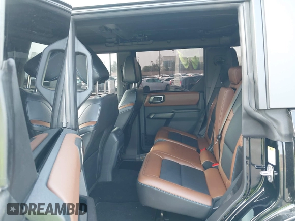 2024 Ford Bronco Outer Banks with VIN 1FMDE8BH2RLB45441, listed as a IAAI auction lot 41991322 with 4,056 mi miles and . Bid and sale history available at DreamBid. Image 8.