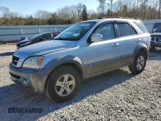 2005 Kia Sorento LX with VIN KNDJD733355371302, listed as a Copart auction lot 86979004 with 140,905 mi miles and Salvage Title. Bid and sale history available at carsss.com. Image 1.