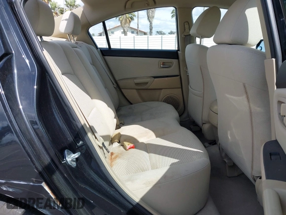 2007 Mazda 3 i Touring with VIN JM1BK32G971673291, listed as a IAAI auction lot 41916235 with 97,391 mi miles and . Bid and sale history available at DreamBid. Image 8.