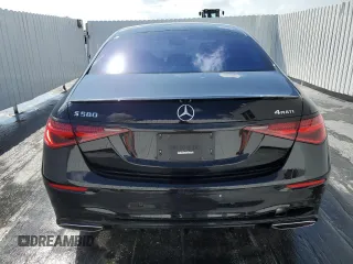 2022 Mercedes-Benz S 580 z VIN W1K6G7GB6NA144200, wystawiony jako Copart lot #48223505 z przebiegiem 29 488 mil mil oraz Szkoda całkowita • Salvage title. Historia ofert i sprzedaży dostępna na DreamBid. Obrazek 6.