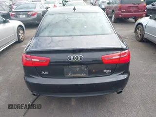 2014 Audi A6 Premium Plus с VIN WAUFGAFC0EN055147, выставлен на аукционе IAAI как лот 42521453 с пробегом 206 922 миль миль и . История ставок и продаж доступна на DreamBid. Изображение 16.