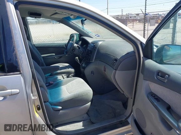 2007 Toyota Sienna CE with VIN 5TDZK23C57S076968, listed as a IAAI auction lot 41793904 with 219,373 mi miles. Bid and sale history available at carsss.com. Image 5.