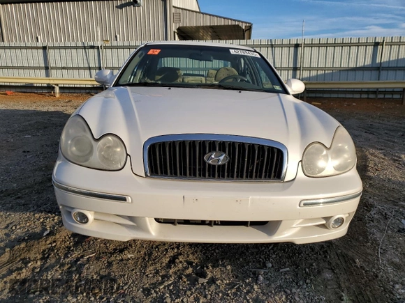 2003 Hyundai Sonata GLS with VIN KMHWF35H33A910342, listed as a Copart auction lot 42789435 with 127,344 mi miles and Salvage Title. Bid and sale history available at carsss.com. Image 5.