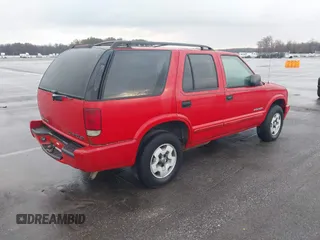 2002 Chevrolet Blazer LS с VIN 1GNDT13W02K196227, выставлен на аукционе IAAI как лот 40855163 с пробегом 159 544 миль миль и . История ставок и продаж доступна на DreamBid. Изображение 4.